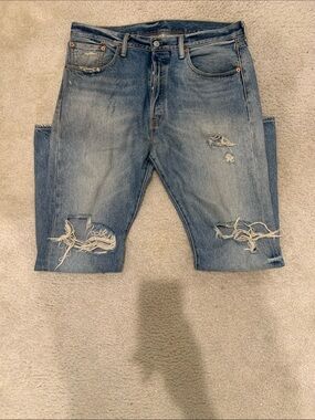 Levis Men's Distressed Blue Denim Jeans Shorts